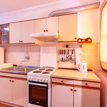 Bb بيت للعطل