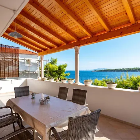 بيت للعطل Bb Blato (Korcula)