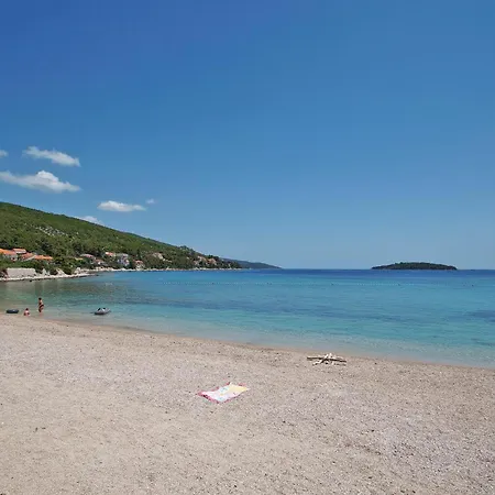 Bb بيت للعطل *